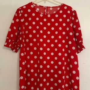XL red polka dot top